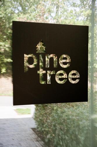 Pine Tree, Эрбёмон (фото 2)