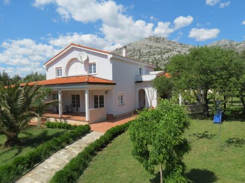  Apartments Villa Andreja in Starigrad-Paklenica
