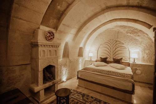 Alia Cave Hotel - image 10