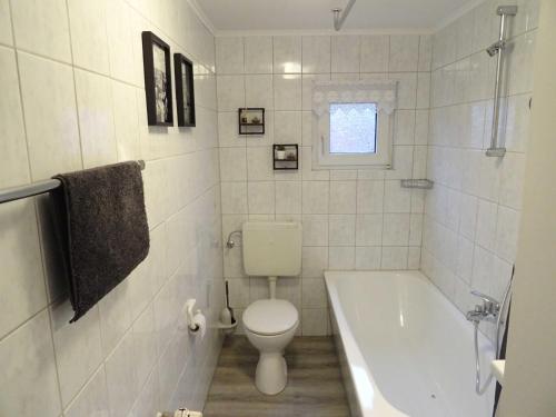 Ferienwohnungen Kajute Leer, 15199 610m von JuZ Jugendzentrum entfernt