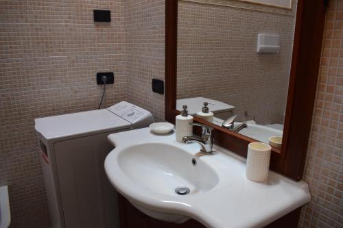 Bathroom, Appartamento El Cio in Vobarno