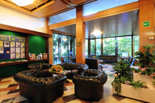 大堂, 帕爾梅套房酒店 (Hotel Palme & Suite) in 加爾達