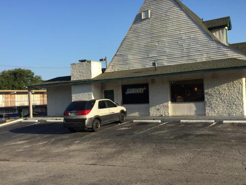 Masters Inn – Seffner, FL