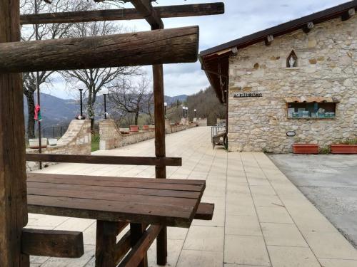  Agriturismo le cascine, Castel di Tora bei Stazzano Nuovo