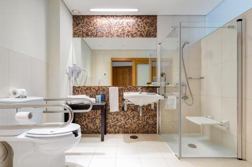 Bathroom, Hotel Rural Vale Do Rio in Oliveira De Azemeis