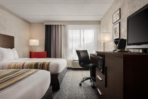 Country Inn & Suites by Radisson, Mt. Pleasant-Racine West, WI