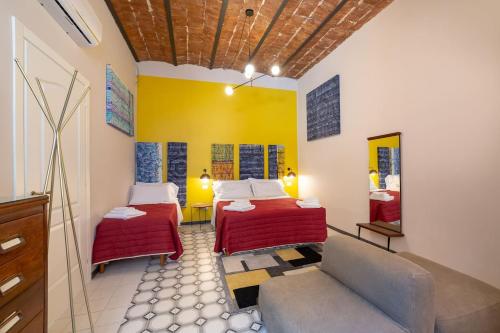 Galluppi Design Apartment - Spanish Quarters - By HouseinNaples