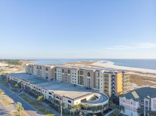 206 Holiday Isle - image 3