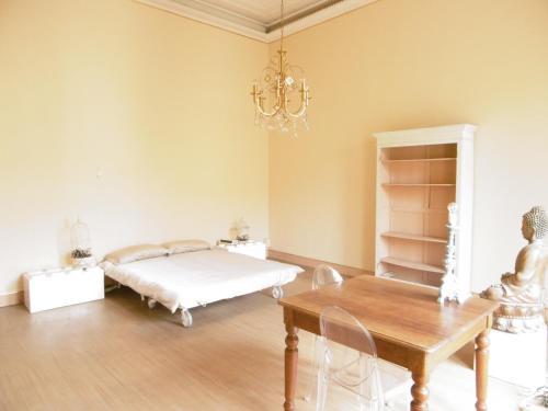  An Elegant Private Room, Modena bei Casinalbo