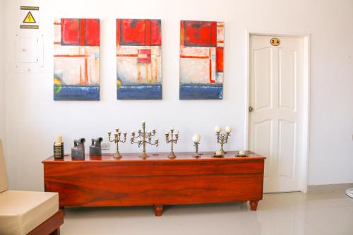 hotel jardines evans inn mompos