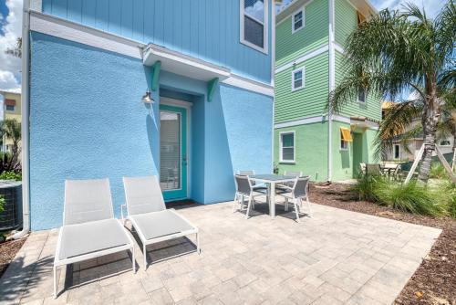 Inviting Cottage near Disney with Hotel Amenities at Margaritaville 8004DD - image 2