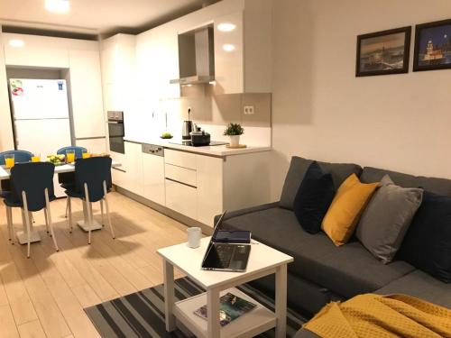  Cozy, Fully equipped apartment in Luxury complex! in Istanbul