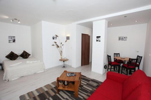Snow Pearl Residence - image 14