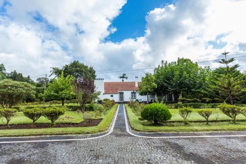 Casa das Duas Ribeiras, Furnas