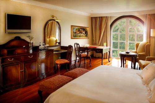 room detail thumbnail 1