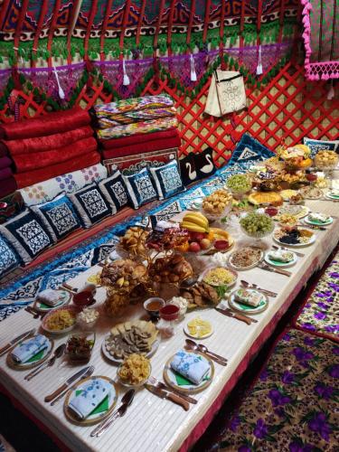 Guest House RAHAT in Toktogul, Kyrgyzstan in Toktogul