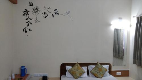 Hotel Damjis – Ahmedabad, TN