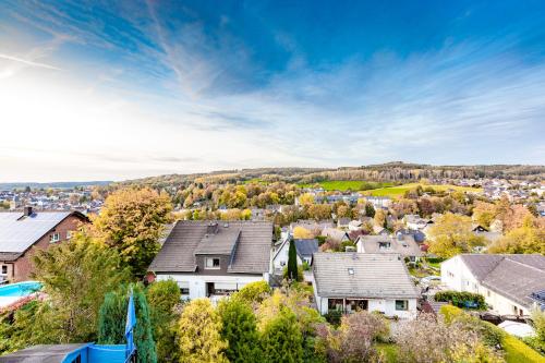 A környék, Architektenwohnungen mit Panoramablick bei Köln (Architektenwohnungen mit Panoramablick bei Koln) in Lindlar