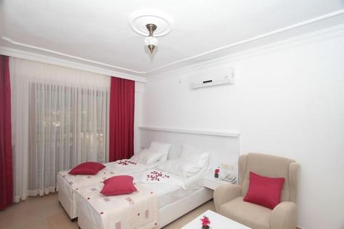 Mervehan Residence Set in a prime location of Akyaka, Mervehan Residence puts everything the city has to offer just outside your doorstep. The property has everything you need for a comfortable stay. Service-minded staf