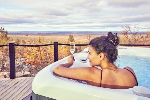 Балкон/тераса, Golden Crown - Levin Iglut in Леви