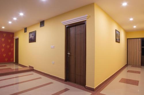 Galaxy Guest House in สิทธารถะนคร