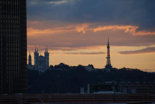 Jolie chambre à louer - Vue Imprenable, Lyon (photo 9)