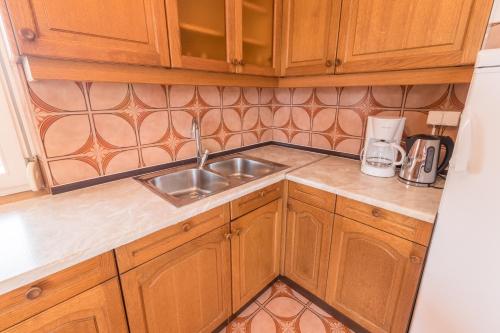 Apartments Ivica 1706