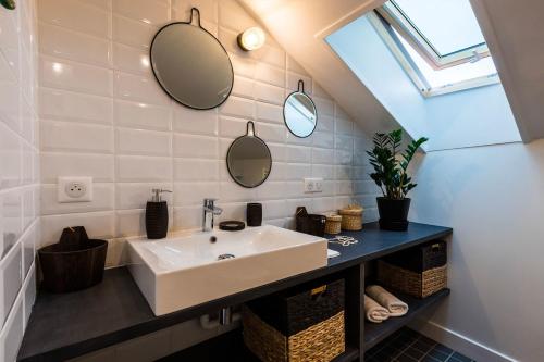 L'ATELIER KEYWEEK Vintage Duplex Apartment with Parking Biarritz Center