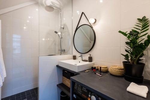 Apartment image 10