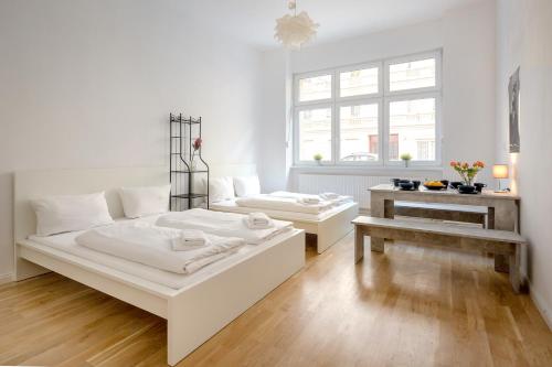 Newton-Appartement mit 3 Schlafzimmern, Berlin