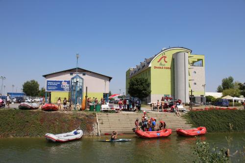 Hotel and Park Divoká Voda - image 4