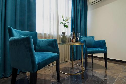 Athens Imperial Suites - Luxury Living 4