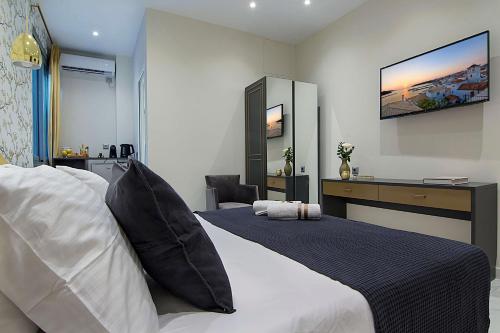 Athens Imperial Suites - Luxury Living - image 6