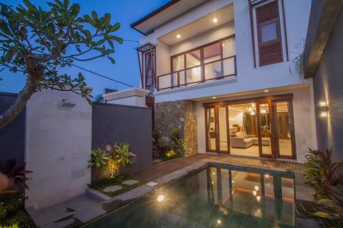 Samtana Villas by Pramana Villas