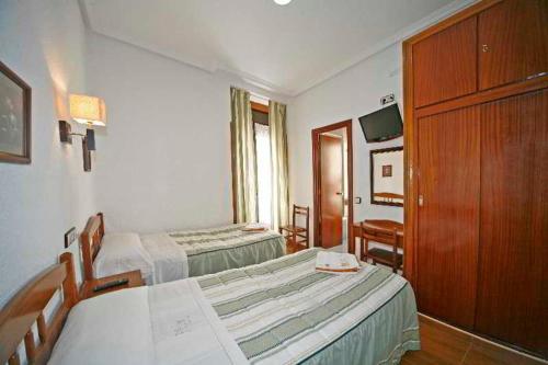 Hostal San Antonio - image 7