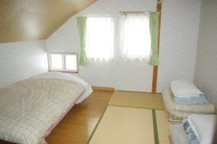 Guesthouse Akane-Yado (Adult Only) near House made by waste material