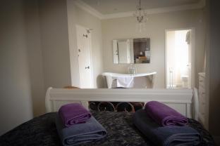 Brockley Hall Hotel - image 8