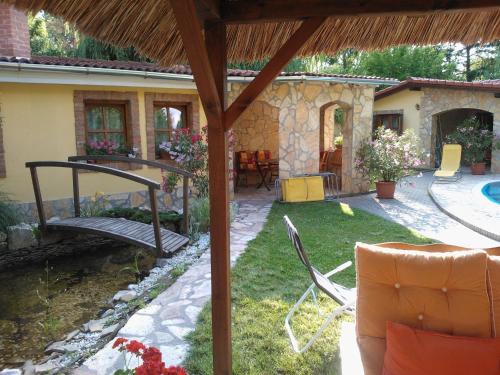 Mediterrán Apartmanház Szántód - image 6
