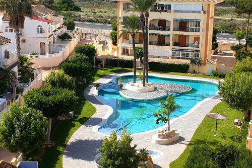 2 bedrooms, 4 beds