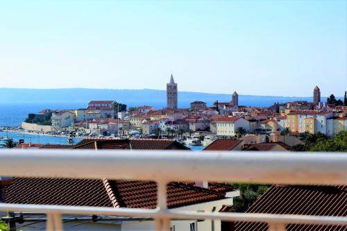 Apartments Rab Citty Vieew - image 4