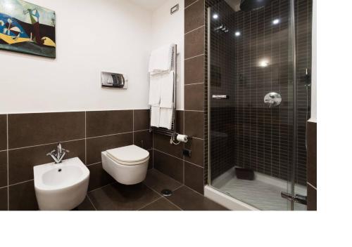 Apartment image 10