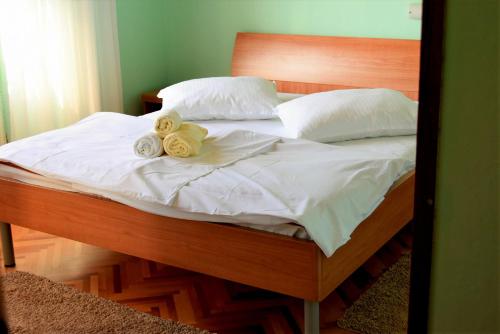 Rab Citty Vieew Roomms - image 13
