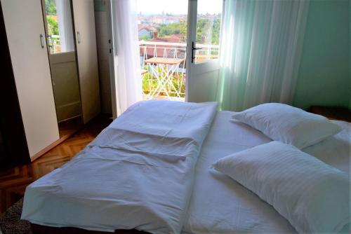Rab Citty Vieew Roomms - image 7