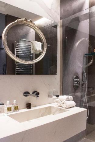 Le Quattro Dame Luxury Suites, Рим (фото 6)