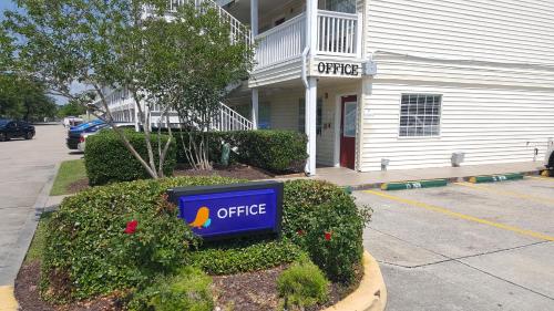 InTown Suites Extended Stay Select New Orleans LA - Harvey - 숙소 외관