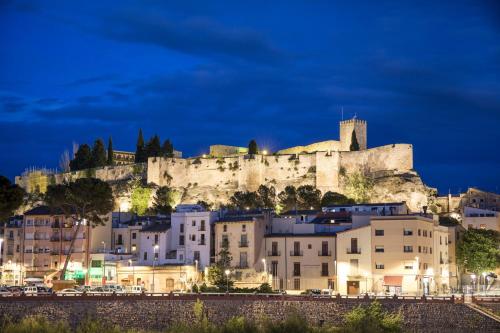 El Castillo De La Suda (El Parador)