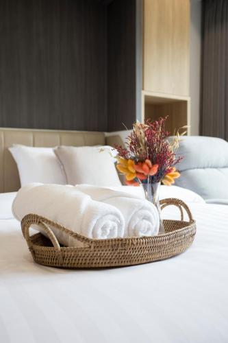 Reiz - Private Residence Room Type - Deluxe Queen Studio 