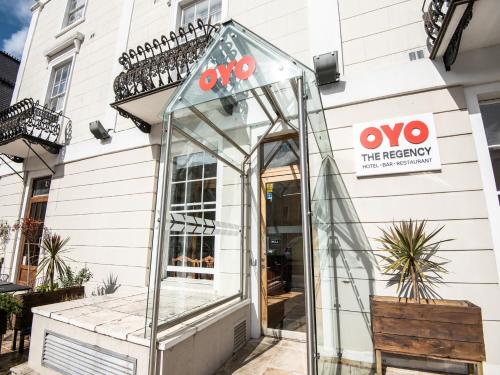 OYO the Regency, Clifton Bristøl