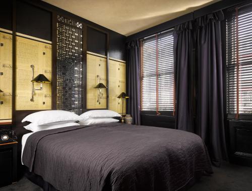 224002653 Blakes Hotel