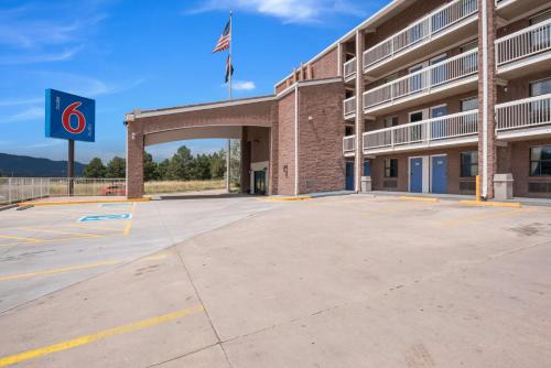 Motel 6-Colorado Springs, CO - Air Force Academy